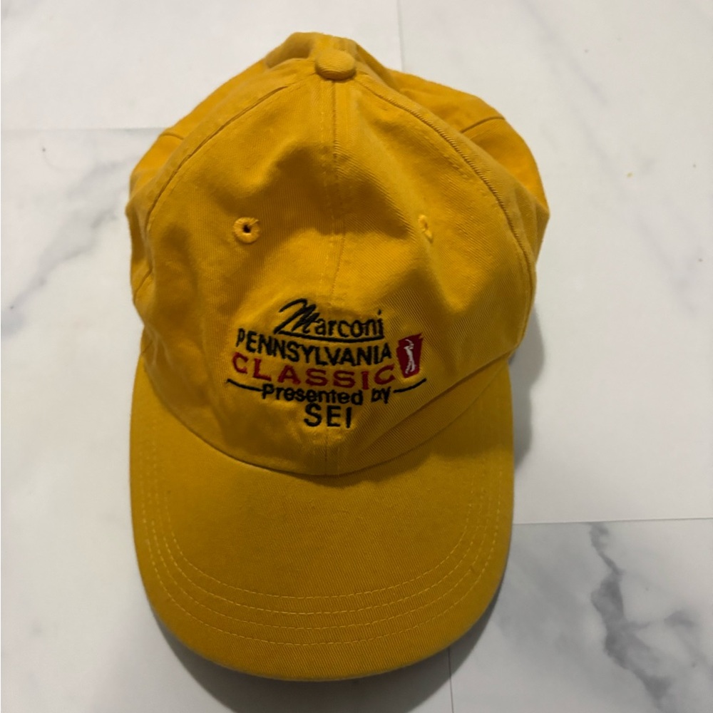 Yellow baseball Cap